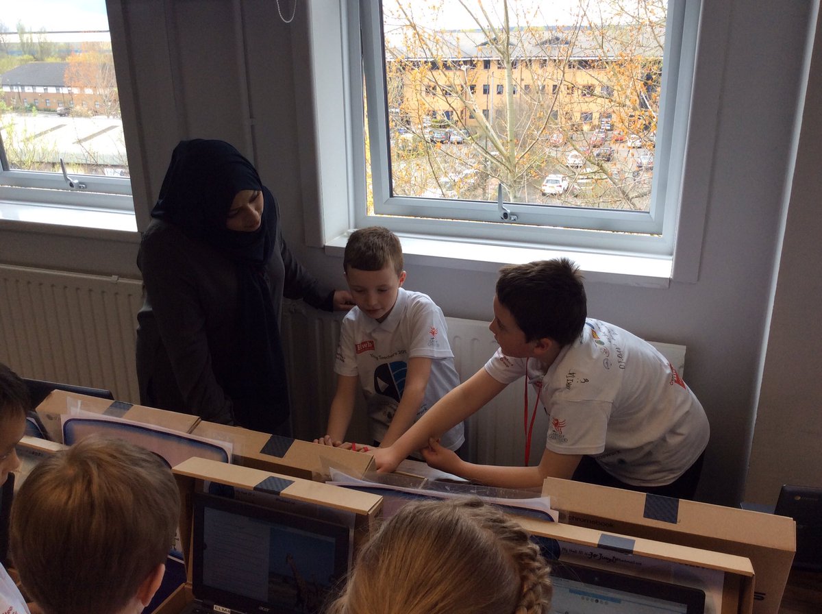 HywelDdaPS's tweet photo. The children really got into the role of "Young Teachers" @DCF_cardiff https://t.co/4Du6aYUs1q
