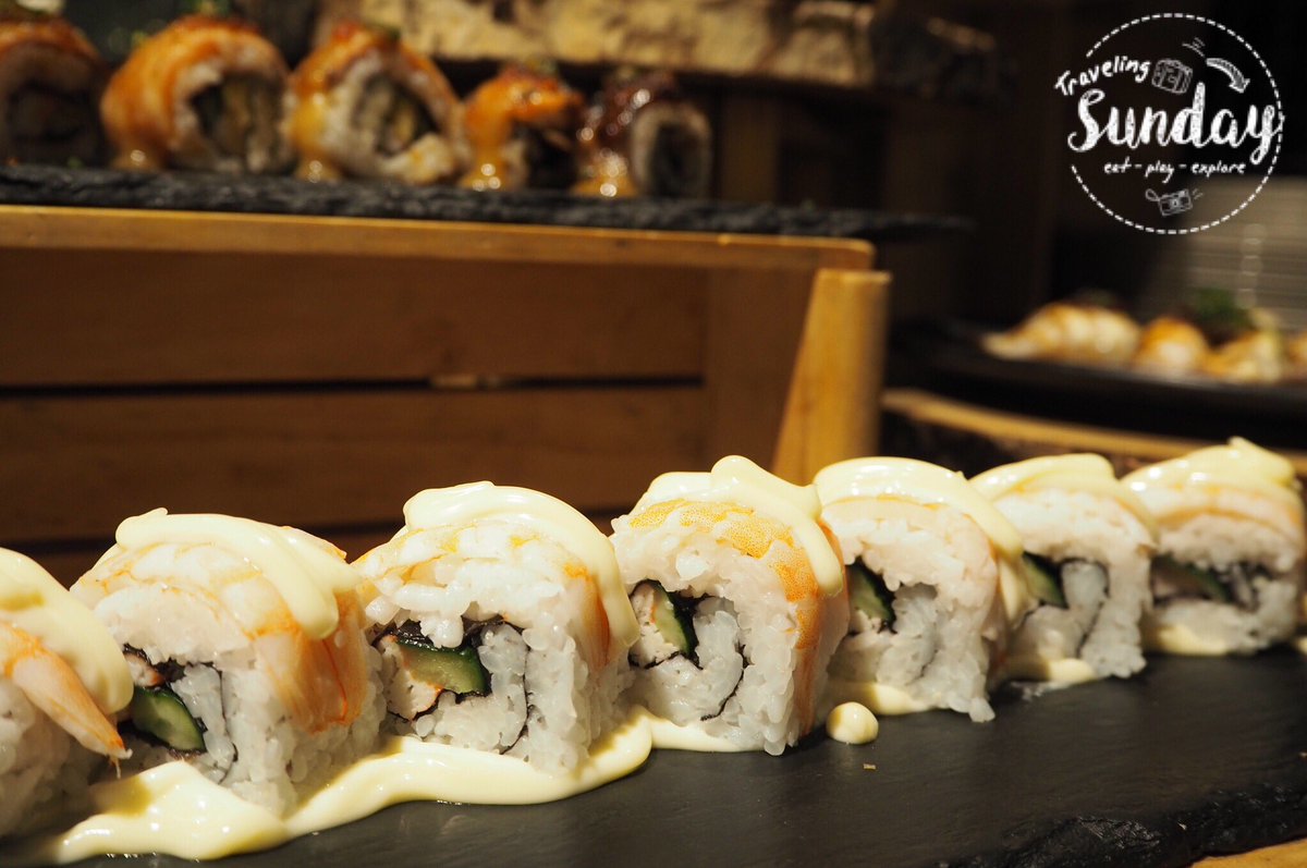 TravelingSunday's tweet photo. ซูชิ ซาชิมิ สลัด 😋 Seafood &amp; grill dinner buffet @DoubleTreeBKK สุขุมวิท 26 > THB 950 net 🤤 #deelitebkk #doubletreebkk @aroii #kinjubkinjib https://t.co/gYyX4dx0Sy