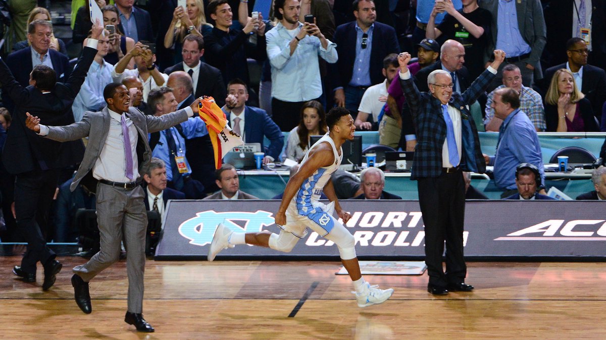 UNC_Basketball's tweet photo. TFW the ceiling is the roof 

#OneShiningMoment 
#GetIntoIt https://t.co/pOLTGOSxcF