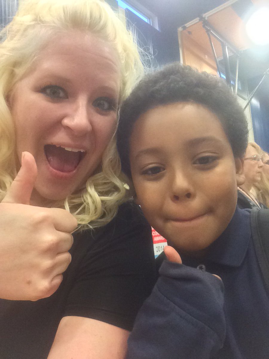 CarsonCramer1's tweet photo. We've had a good breakfast, gotten lots of sleep, now we're ready to rock those state tests! #coolidgeelementary #applaudokcps https://t.co/NefSzId9ci
