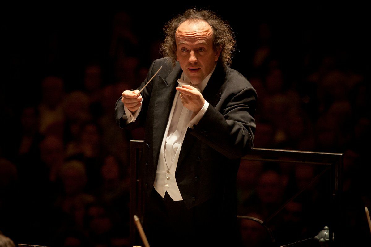 Els dies 7 i 8 tindrem la sort de realitzar dos assajos amb l'important director i trombonista belga, Ivan Meylemans!!