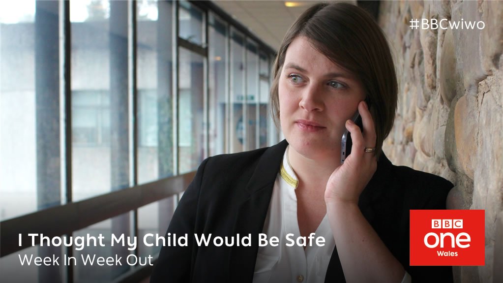 BBCWalesPress's tweet photo. #BBCwiwo reports - a Welsh council took a primary school girl into care. Today, her mother says she's at risk.
Tonight 10.40pm @BBCOne Wales https://t.co/GFpxbyKIs6