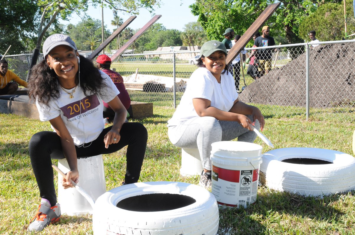 bethunecookman's tweet photo. #BCU Office of Chaplaincy partners w/ City of Daytona Beach &amp; community to establish a community garden- primarily for senior citizens. https://t.co/SXPrX8ezkL