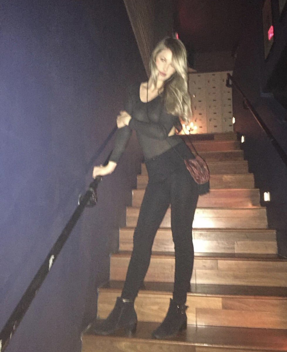BrianaJUpdate's tweet photo. IG | brianasrealaccount: Bringin it back 👸 https://t.co/5y03TUOocC