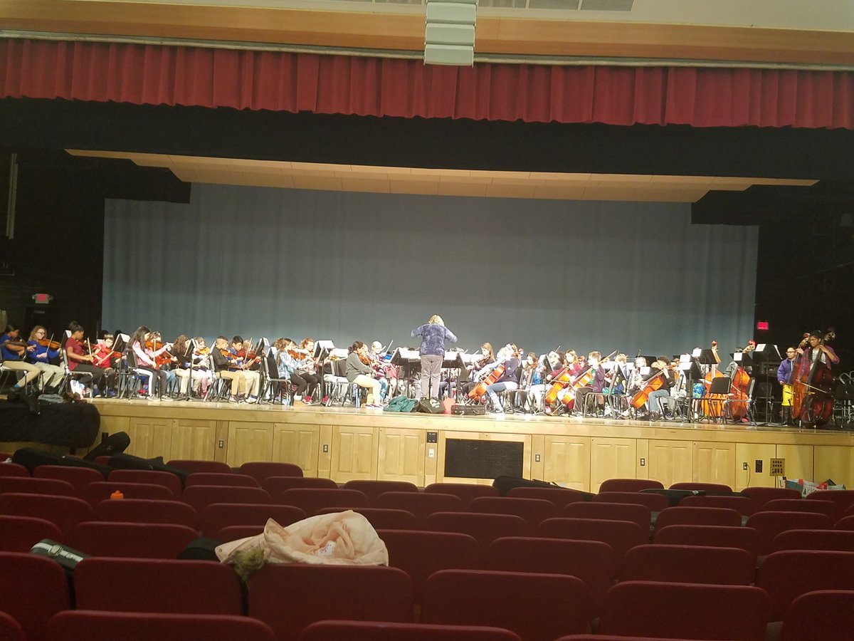 MPS_Bennet's tweet photo. The Bennet Orchestra is getting ready for tonight's Concert! Show starts at 7 p.m. at MHS. Performers should arrive at 6:15-6:30 @mpspride https://t.co/1teHoBrwto