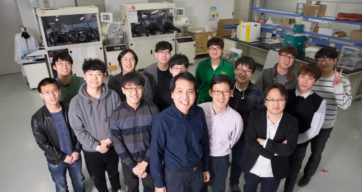 BrukBetSolar's tweet photo. Korean University team develops 21.2% efficient perovskite solar cell!
https://t.co/R1cyLFmapW https://t.co/v4MI16D48K