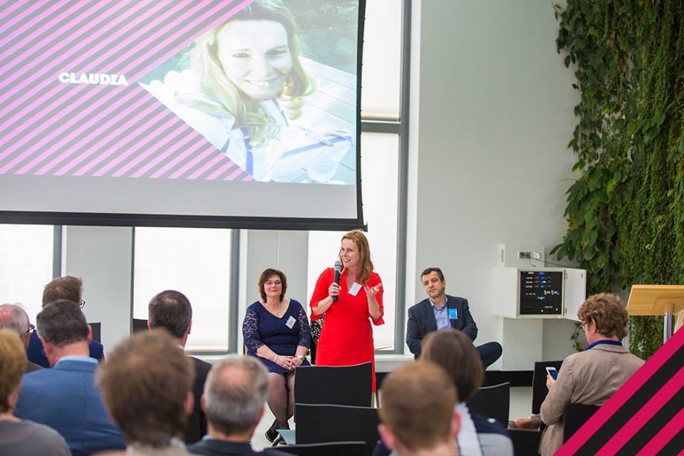 Dát was nog eens een vliegende start afgelopen vrijdag: de kick-off van Incubator Maakstad Oss. Check de foto's: facebook.com/pg/IncubatorMa…