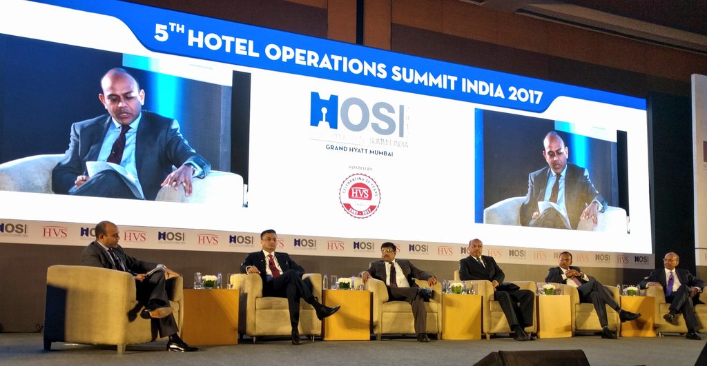 AchinKhanna's tweet photo. #HOSI2017 https://t.co/3nDAvwLOmI