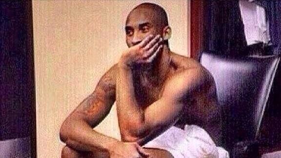 RxLeafMD's tweet photo. When someone is telling a story while holding the blunt https://t.co/WGVbiQvveY