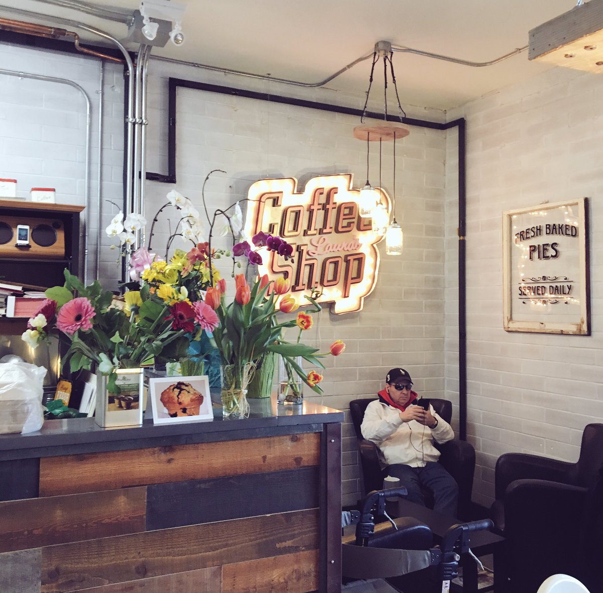 SO EXCITED to be back in <a href="/LaurasCoffee/">Laura's Coffee</a> with <a href="/FarnazFarrokhi/">Farnaz Farrokhi</a>! Congrats on reopening - the new place looks great. #WhiteRockrunsonLauras ☕️