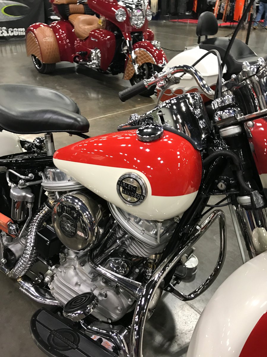 BChoicecycle's tweet image. Taken at the 2017 @EasyridersEvent #motorcycle Show in #columbus #ohio  #chopper #panhead #harleydavidson #vintage #harley