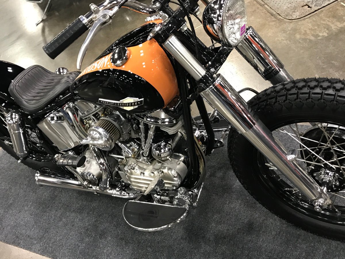 BChoicecycle's tweet image. PERFECT PANS at the 2017 @EasyridersEvent #motorcycle Show in #columbus #ohio  #chopper #panhead #vintage #style #harleydavidson