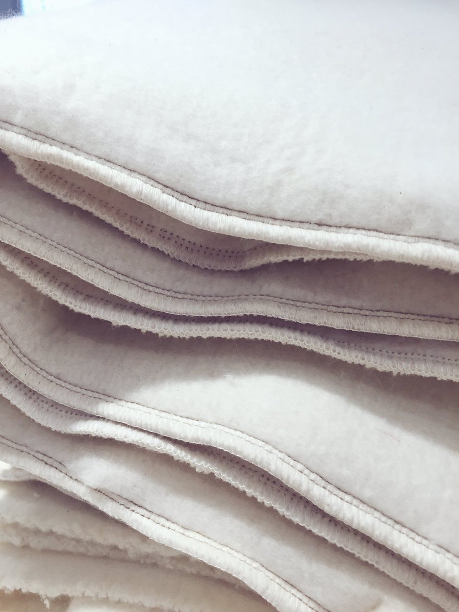 vnbespoke's tweet photo. Something really #comforting about #overlocking metres of #bump ~ #curtainmaker #oundle #stamford #rutland #madetomeasure https://t.co/tnMSglePOH