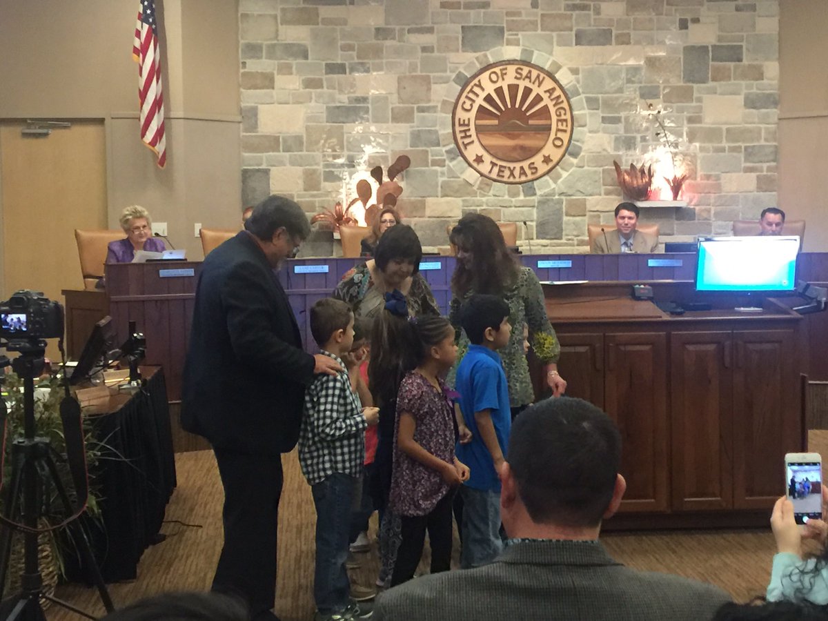 Cutie patooties saying the pledge at the city council meeting. Autism awareness month... San Angelo PPCD