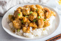 Crispy Chinese Orange Chicken Over Fluffy White Rice dlvr.it/NpGbzn