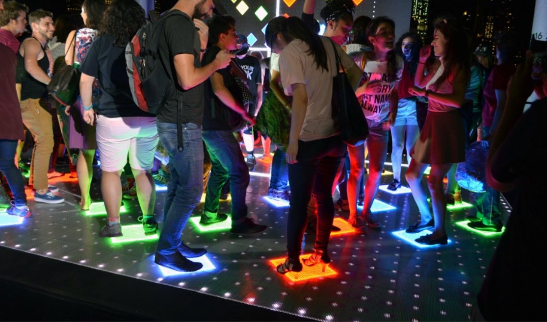 Seamless S1 team <a href="/ScanalyticsInc/">Scanalytics Inc.</a> to partner w/ <a href="/BrightLogic/">BrightLogic</a> on high res interactive LED floors w/ data sensor tech: goo.gl/mm6Zcd