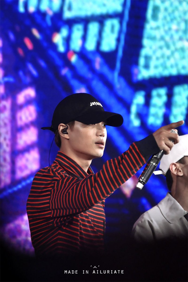 knockknock0408's tweet photo. [HQ] 170402 KAI cr.ailuriate
https://t.co/hXR5vKq0CS https://t.co/dinaeKQoTt