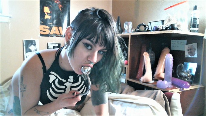 I'm live now on @chaturbate, and I want to be used terribly today. Just fuck me up. https://t.co/JvZ<a class="tags" href="/tag/chaturbate">@chaturbate</a><a href="/tag/stuff"class="tags"><span>#stuff</span></a>