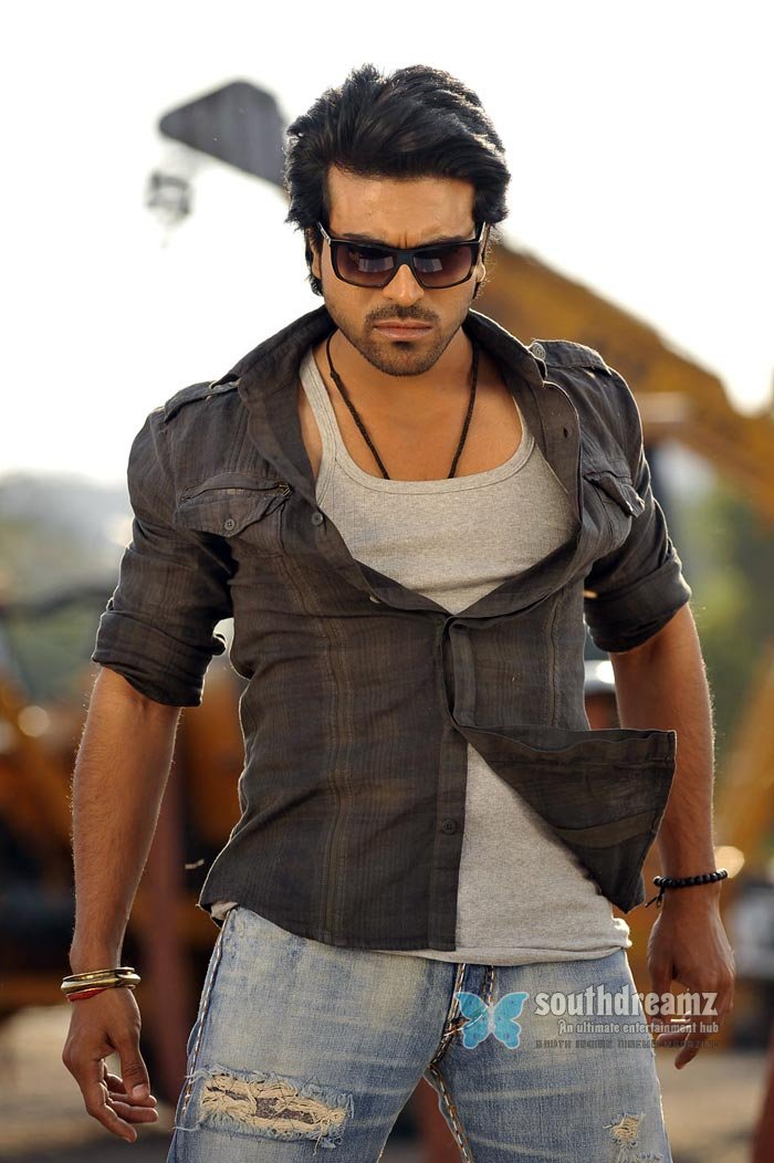 radharacha421's tweet photo. #5YearsOfRamCharanRacha https://t.co/3CCrbG5q0y