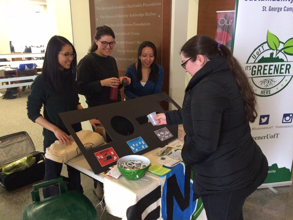 SustainableUofT's tweet photo. Join us @UofTExamJam, Thursday! Play our waste sorting game and enjoy other activities to help you de-stress https://t.co/JifwD8jrZ4 #UofT https://t.co/BVb2VDE0Zb