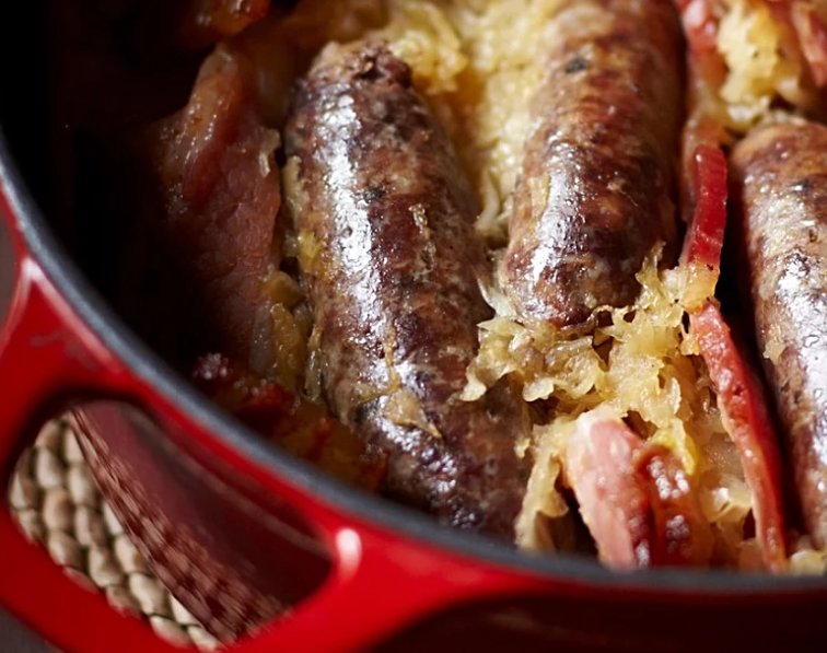 Plenty of fantastic wild game recipe ideas on @fieldandflower website including this Venison Toad in the Hole - fieldandflower.co.uk/recipes/wildga…