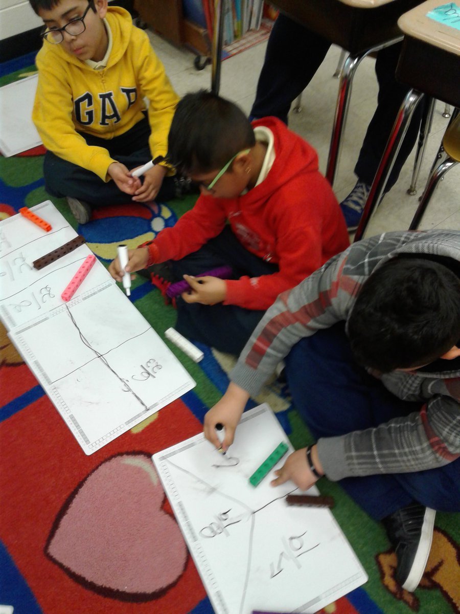 NSEBenitez's tweet photo. Manipulatives for understanding fractions @busybeesoflewis @LewisBeeNews https://t.co/gScxbyIfov