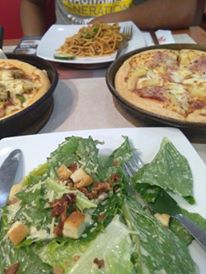 DrofejGLenn's tweet photo. Food, food, and food ahaha https://t.co/WkY7hSu2Oh