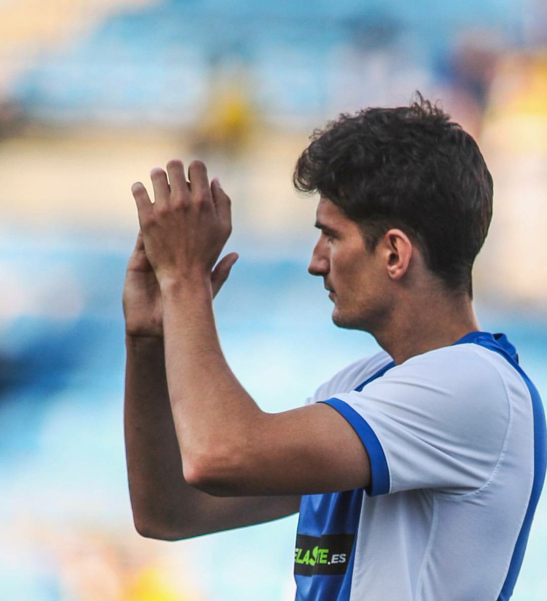 AlejandroMiquel's tweet photo. Solo espero que se solucione la situación del @cfhercules. Hay mucha historia y sentimiento detrás de este escudo, una ciudad! #SOSHercules https://t.co/9HYdZ0nmKx