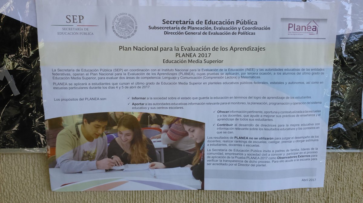Marisol13_AT's tweet photo. Con todo #PLANEA2017 #SomosOrgullosamenteCECyTEMTULTEPEC @somoscecytem @rita_tult @SeducEdoMex @subtultepec https://t.co/WgOKcnMrgz