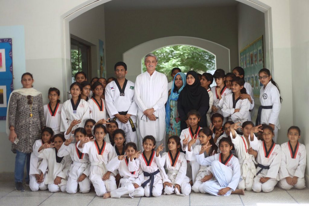 JahangirKTareen's tweet photo. No better way 2 empower girls than 2 educate them. Thats the motto of #TareenEducationFoundation &amp; Alhamdulillah results havev been great https://t.co/MZOvbsafp4