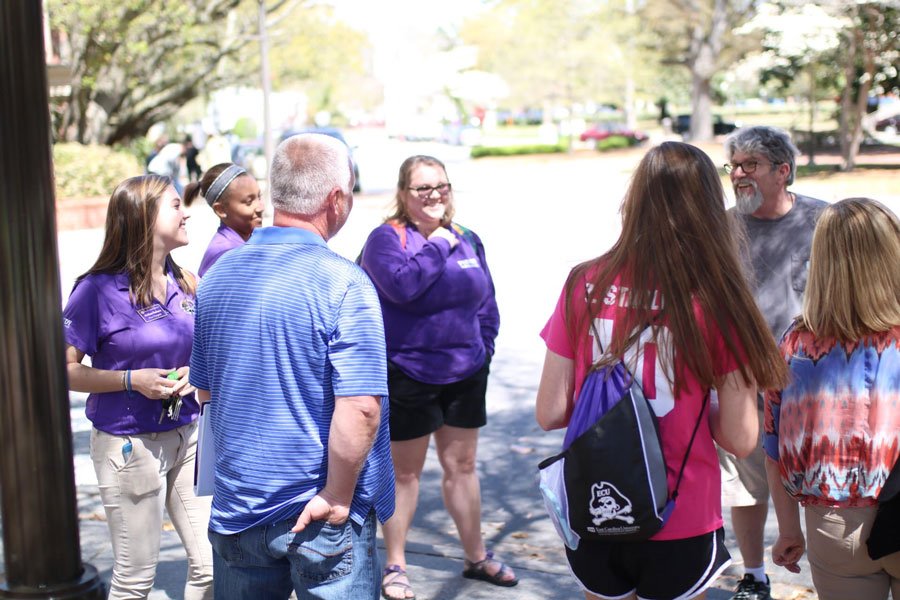 <a href="/ECUClassOf2021/">ECU Class Of 2021</a> welcomed to <a href="/EastCarolina/">ECU</a>  this Saturday for #AdmittedStudentsDay #ECU21
ow.ly/ivZA30awZ0o