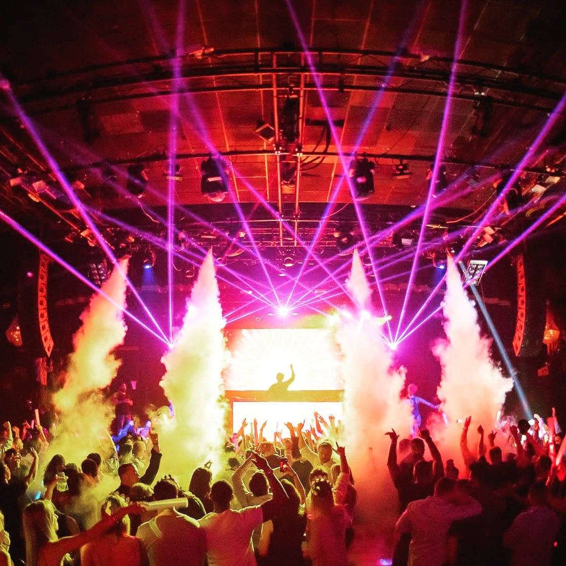 @DJHavanaBrown invades <a href="/RoyaleBoston/">Royale Boston</a> Sat wt Set by <a href="/LIZLADOUX/">Liz Ladoux</a>! For GL/ Tables hit up your #GTE Host or text TJ at 617 784 0644!! @RealHappps