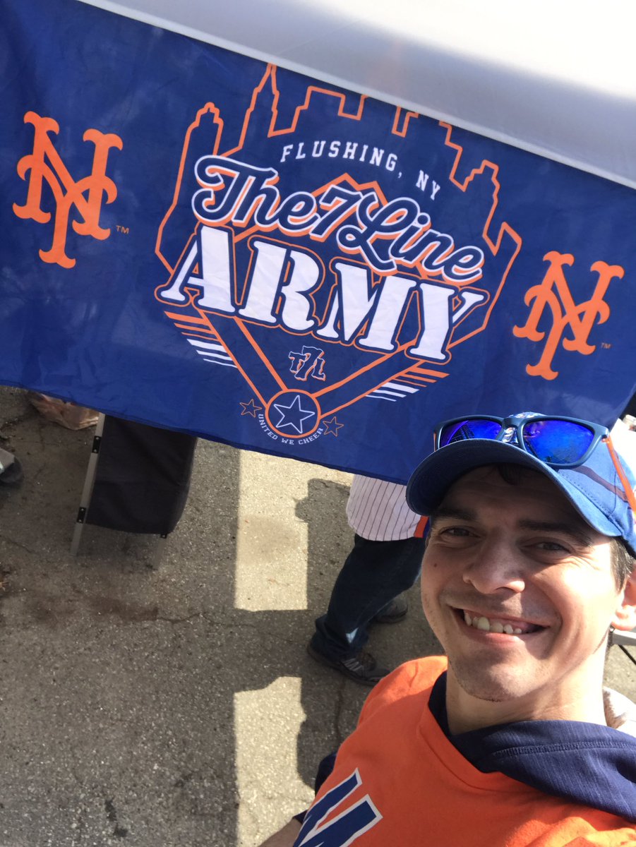 AnthonyFuria's tweet photo. Totally had a memorable #OpeningDay with @The7Line!!! Don't worry pictures and selfies galore are on deck! #SelfieKing #Metitude #LGM https://t.co/9QBQ2Q0buu