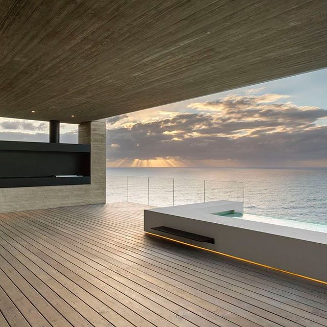 designcommerce's tweet image. We wouldn’t mind waking up to this heavenly view every morning!