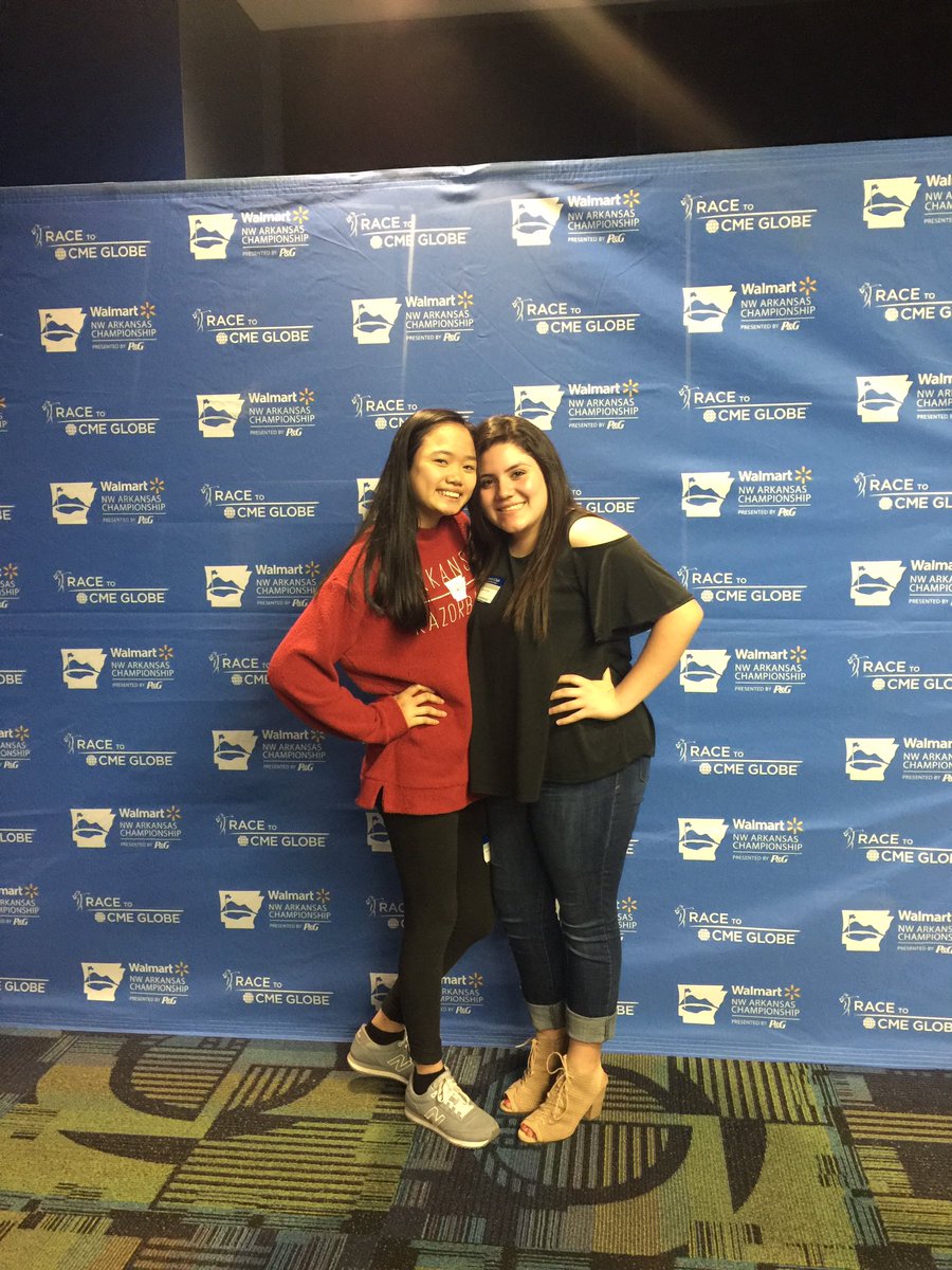 destiny1809's tweet photo. #Teeupyourfuture #GirlsOnCourse having an amazing time❤ https://t.co/zMf73q6bo1