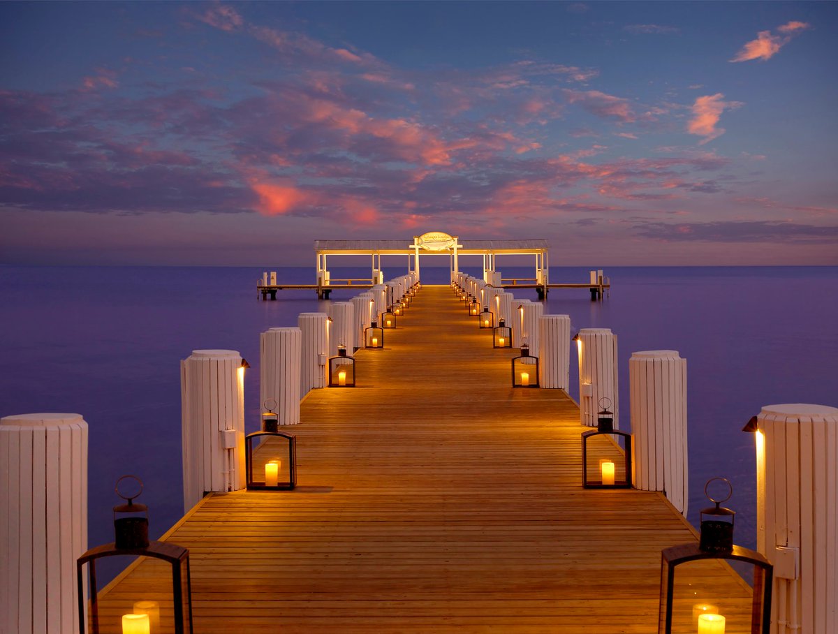 ReelinTheKeysTV's tweet photo. One of our favorite places to visit while in #Islamorada, #FloridaKeys is the Cheeca Lodge - the ideal destination for every getaway. https://t.co/6m5rLmJ98O