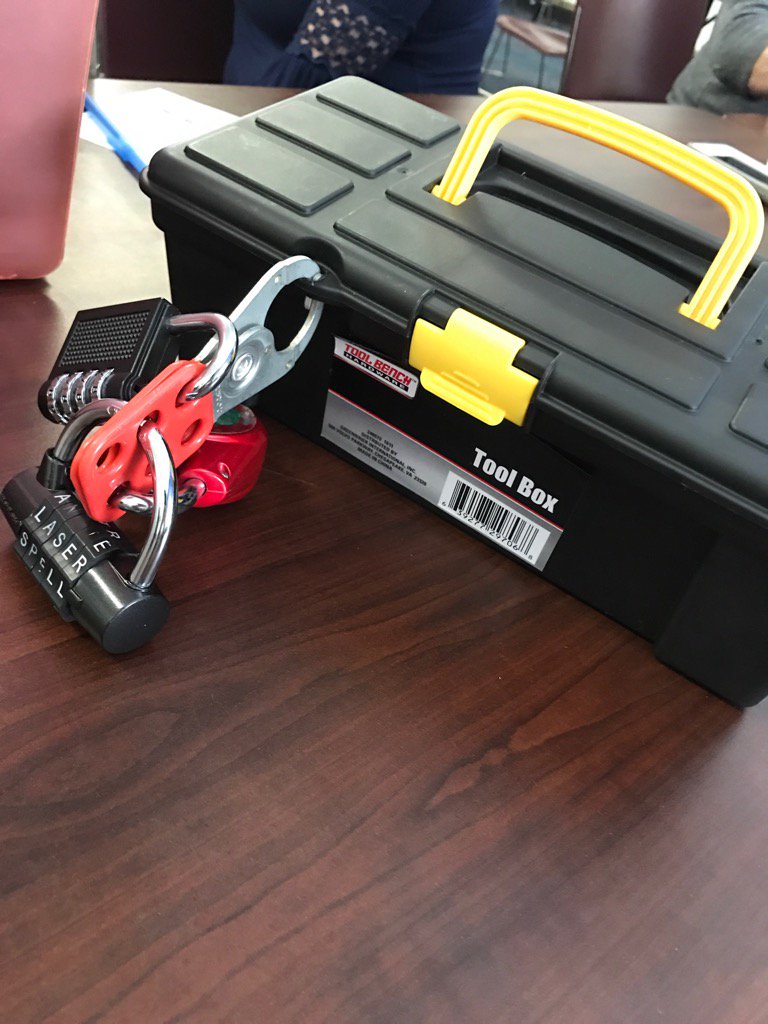 BanksTech's tweet photo. Seriously need to #breakoutedu this strong box @lcpsnc #NavigateDLC https://t.co/28NFRZsLLE