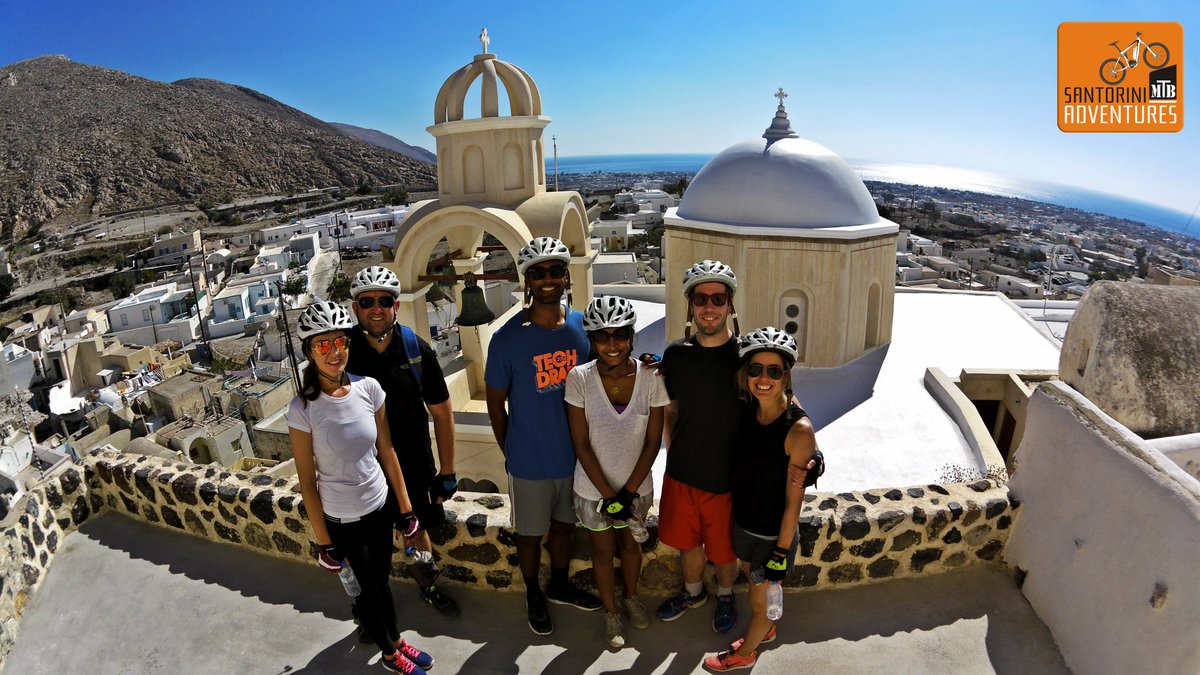 SantoriniAdvent's tweet image. Emporio village