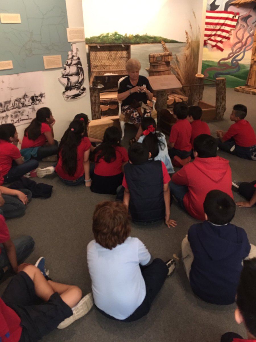 MsOlvera4's tweet photo. Learning more about Texas History first hand. @KennedyCougs #FortBendMuseum #morethanagrade https://t.co/W9lyh2CRUp
