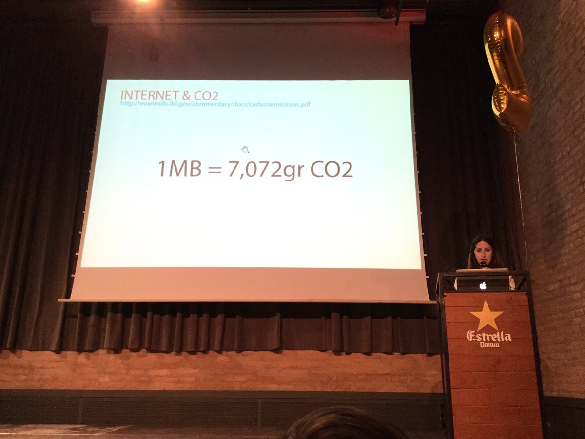 Internet &amp; CO2 by <a href="/joana_moll/">Joana Moll</a>  #DataBeersBCN #AntigaFabrica