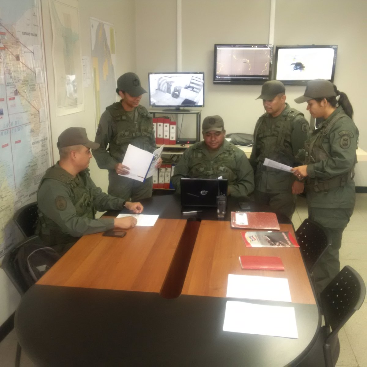 Noticias de la Armada Bolivariana - Página 31 C8ljjKHWAAAakdI