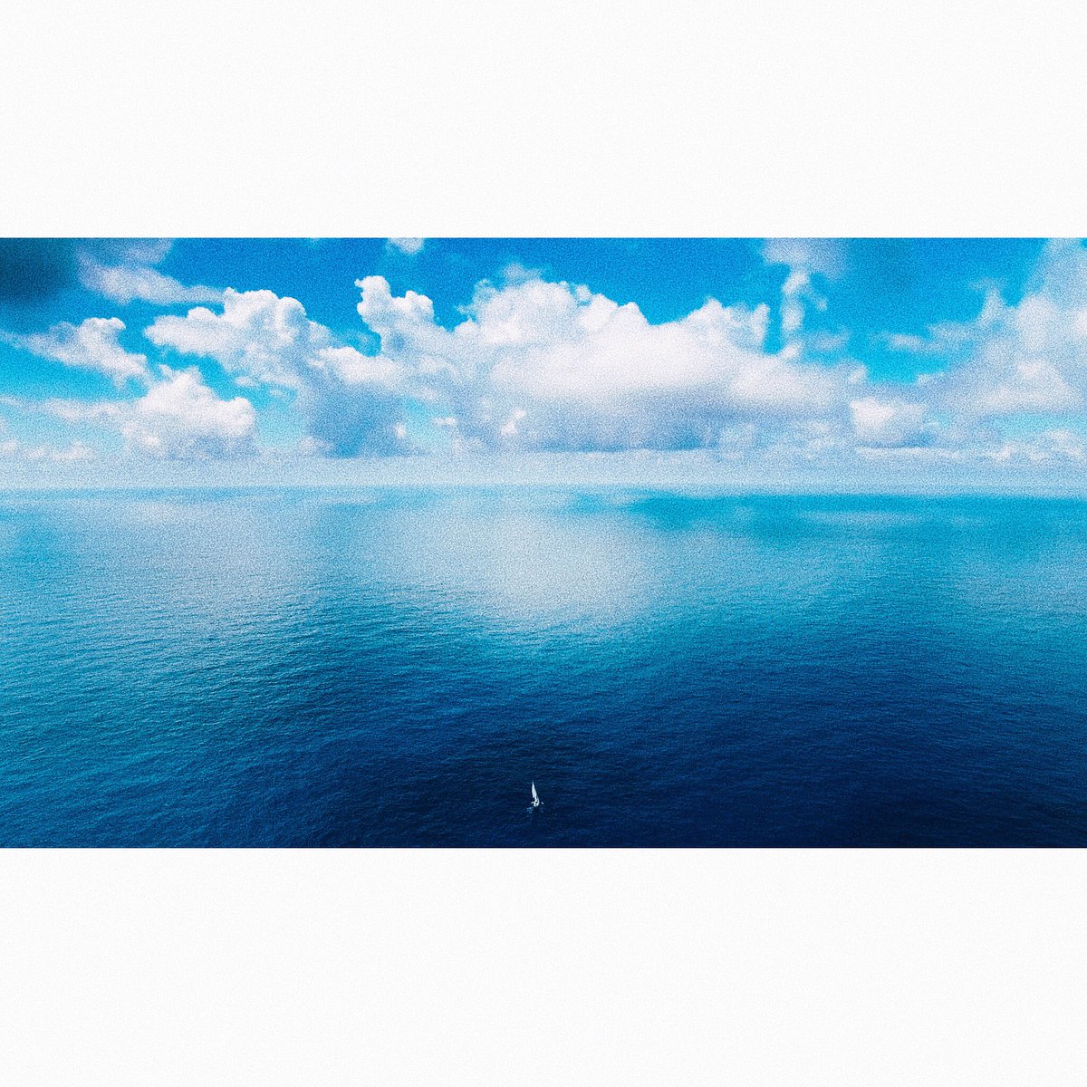 _AndreDupuis's tweet image. Crossing oceans. #tosailtheworld