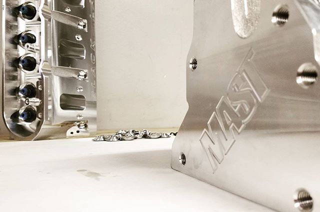MastMotorsports's tweet photo. From:mastmotorsports - #mastmotorsports #ls3 280cc being assembled for a #427 #blacklabel #mastengine. These are an https://t.co/67msarK3vK
