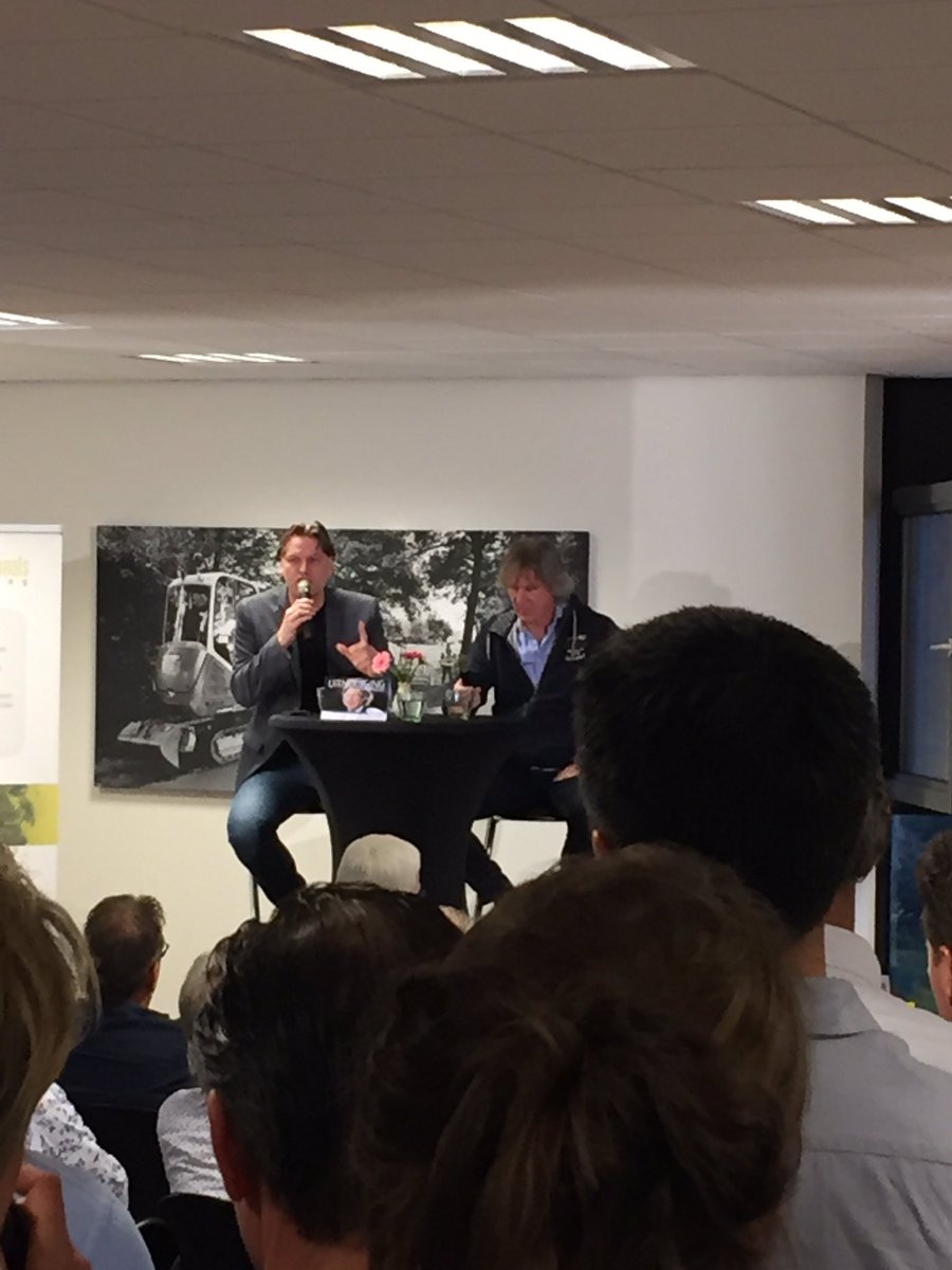 Interessante sponsoravond van <a href="/SDC12Denekamp/">SDC '12</a> met sportcafé met #GertjanVerbeek en <a href="/EddyvanderLey/">Van der Ley Media</a> bij #Europrofessionals in #Denekamp