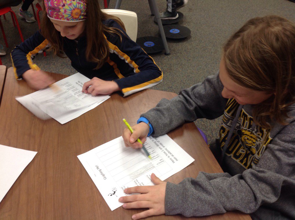 SarahSbowman's tweet photo. Starting to prepare for student led conferences
#fivehawks 
#WeArePLSAS https://t.co/Xn0Q2OR03U