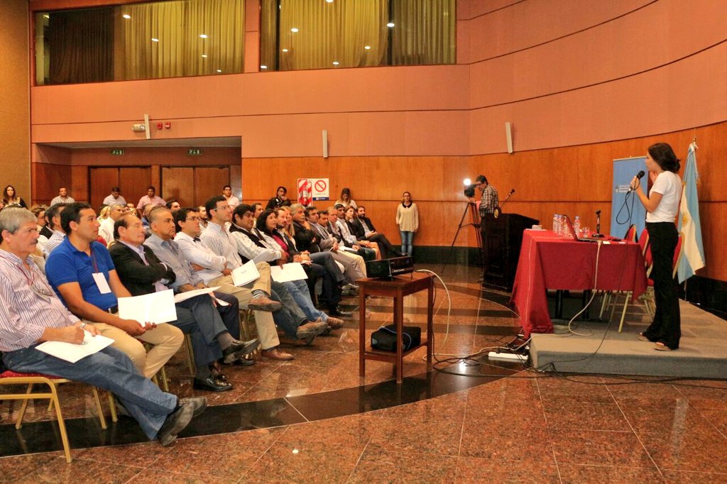 PrensaBettina's tweet photo. #Ahora En el 1° Encuentro de #NuevaAgendaUrbana para intendentes en #Salta #PobrezaCero #UnionDeLosArgentinos  #TransformarNuestroMundo https://t.co/drP0SL31KG