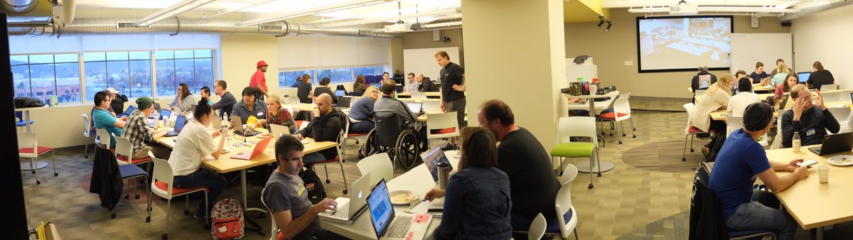 mr_salty's tweet image. Pano from @SteelCityCode #Codefest17 worknight last night