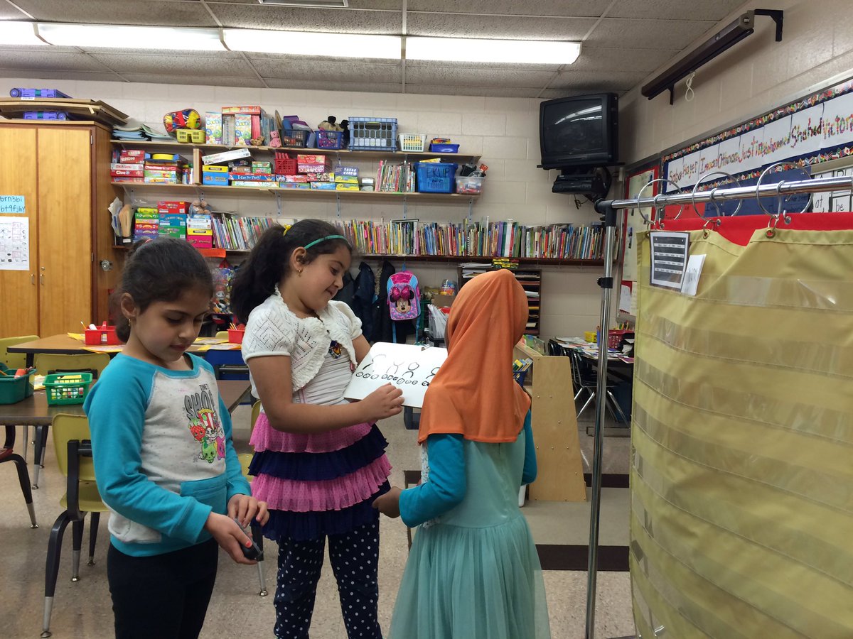 khudsonedu's tweet photo. I love getting pictures of Ss solving problems while I'm at @IMPACTmath! #hcsdmath @HCSDElemMath @aeteach @BRN_Elementary https://t.co/HcPGftfHZF
