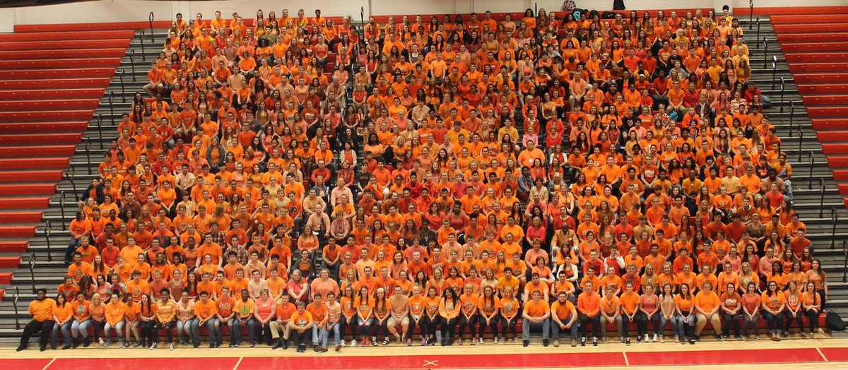 WNAS881FM's tweet photo. Over 1000 New Albany High School students wore orange today in memory of Jacob Trulock. https://t.co/j9bAgKCY4o