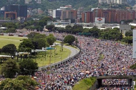 MandyWiener's tweet photo. In Brazil and Venezuela, millions took to the streets against their governments. This is the scale of protest needed. One unified march. https://t.co/VZEspoaaBF